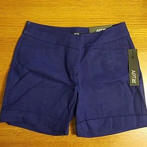 NWT APT9 Blue Midrise shorts